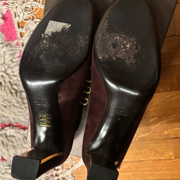Gucci Brown & Gold Pump Heel! - Picture 7 of 10